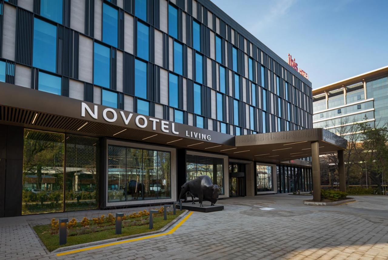 Novotel Living Almaty Jetisu Buitenkant foto