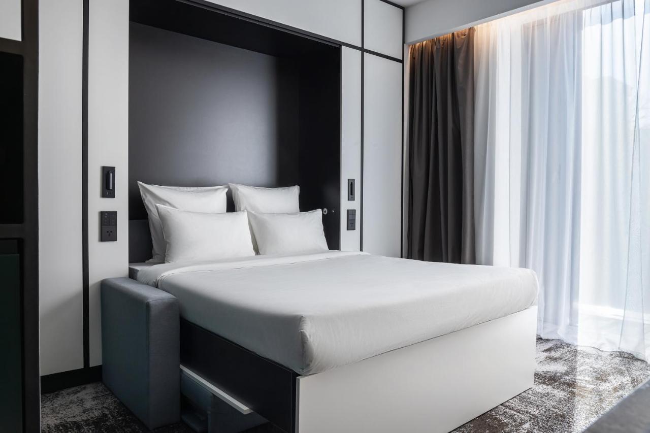 Novotel Living Almaty Jetisu Buitenkant foto