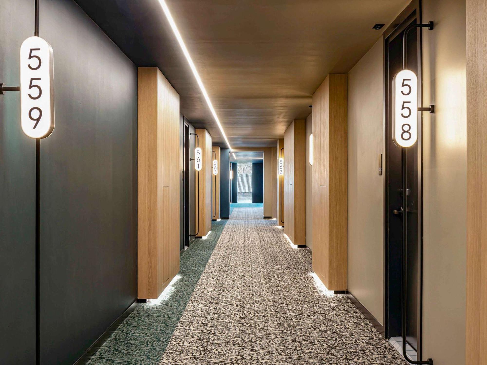 Novotel Living Almaty Jetisu Buitenkant foto
